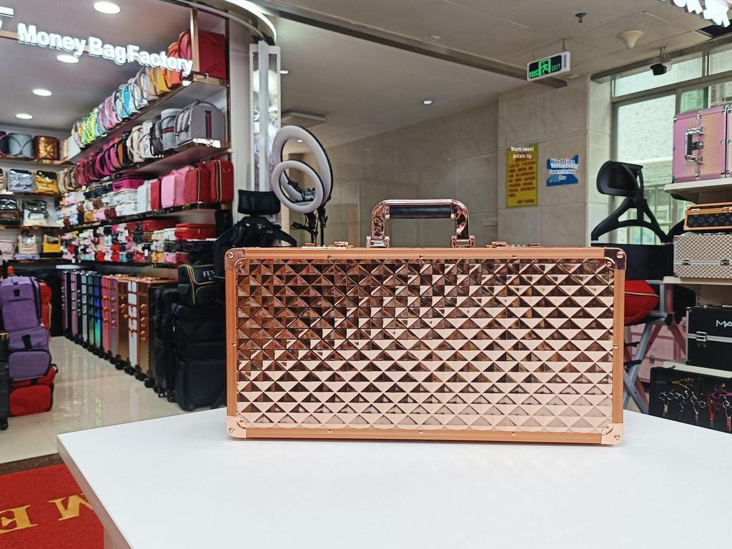 Large Capacity Aluminum Alloy Hairdressing Tool Box and Beauty Makeup Case