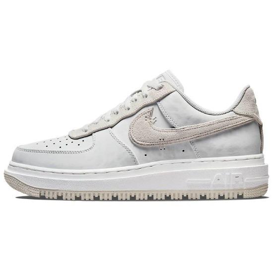 

Мужские кроссовки Nike Air Force 1 Luxe Triple White DD9605-100 EU 43