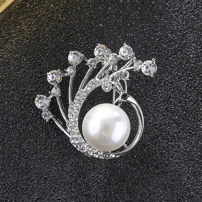 

Винтажная павлинья брошь из сплава с бриллиантами женская брошь из жемчуга антибликовая булавка аксессуары для одежды