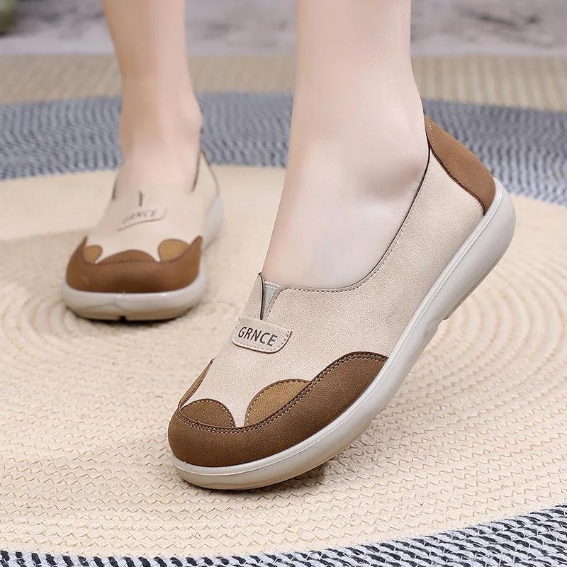 Letní Nové Protiskluzové Odolné proti Opotřebení Prodyšné Boty pro Ženy s Měkkou Podrážkou Barevně Blokované Kulatá Špička Casual Všestranné Mokasíny