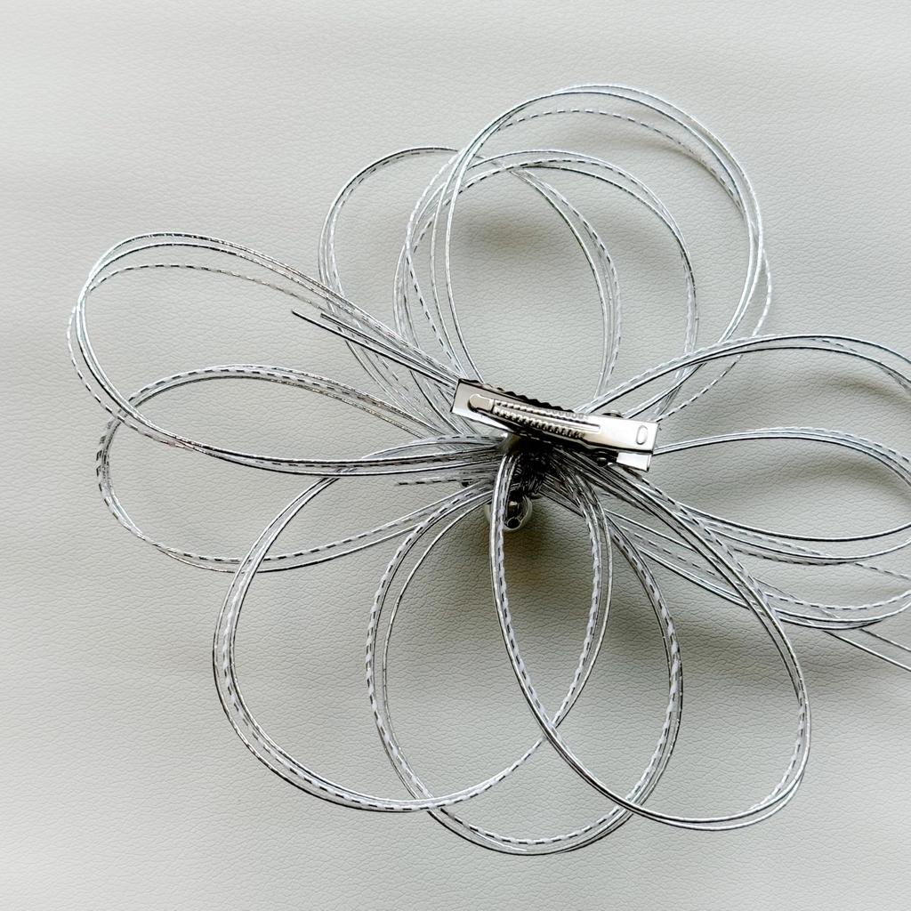 Hani. White and Silver Mizuhiki Hair Ornament for Japanese Attire, Coming-of-age Ceremony, Graduation Ceremony, Wedding, Bridal, Furisode, Hakama,