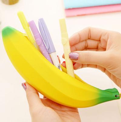 Novelty Silicone Portable Banana Coin Pencil Case Purse Bag Wallet Pouch Keyring