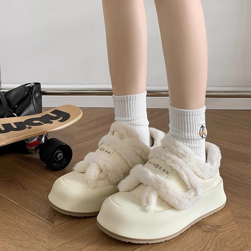 Fashion 2024 High Quality Snow Boots for Women Wear Resistant Thick-Cotton Warm Short Plush Solid Color 2024 New Design Women's Shoes