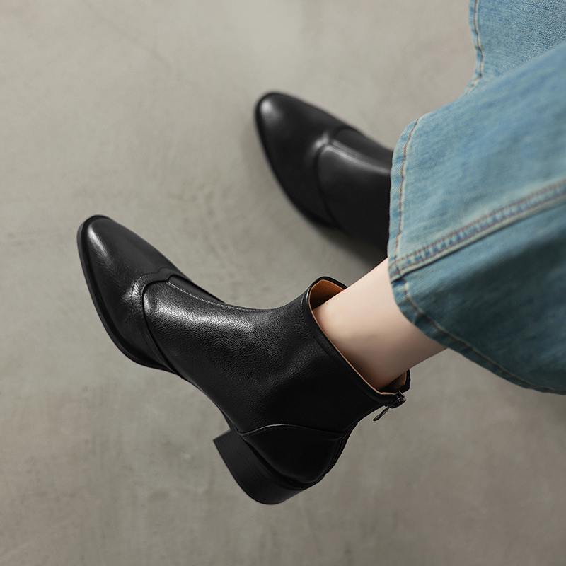 Krazing Pot Sheepskin Winter Round Toe Chelsea Boots Med Heels Zipper Carving Decoration Women Ankle Boots