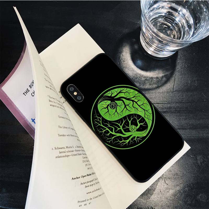 Rough Wood Grain Effect Tree of Life Yin Yang Phone Case for iPhone 8 7 6 6S Plus X SE 2020 XR XS 14 11 12 13 Mini Pro Max Mobil
