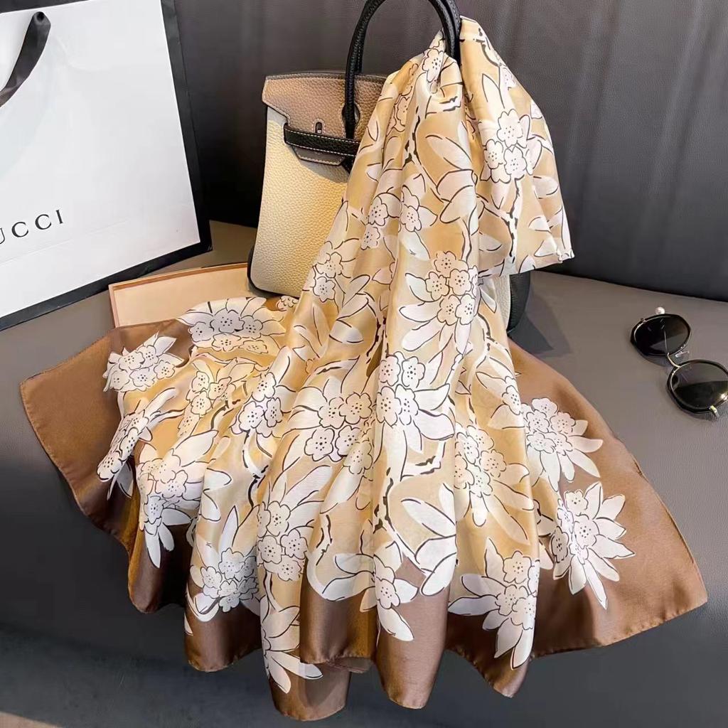 Women S Summer Thin Scarf Sun Protection Beach Shawl Fashionable Travel Scarf