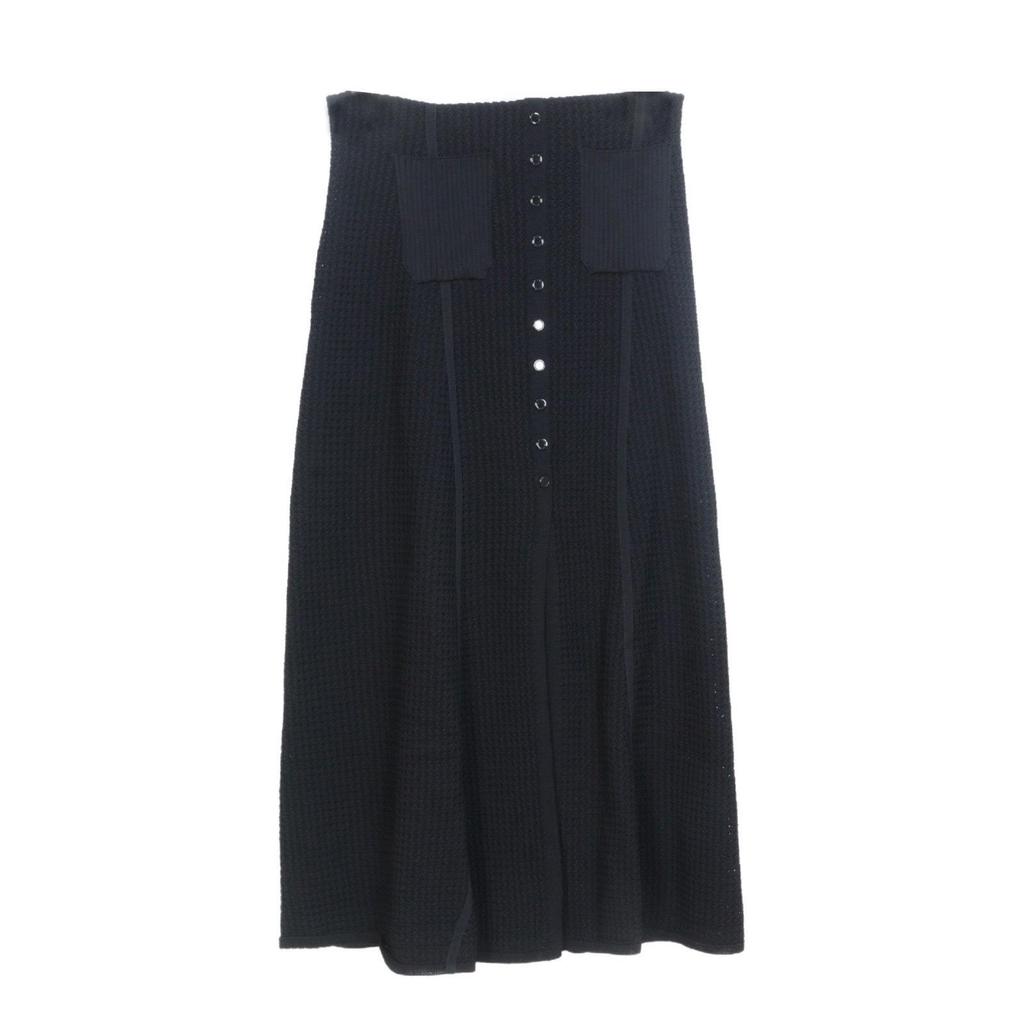 2025 Spring/Summer Women's French Chic Knitted Slimming Vest & Midi A-line Skirt Set.