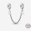 Stříbrný Křišťálový Pavé Bezpečnostní Řetízek Pevný Klip Pramen Přívěsek Vhodný pro Ženy Náramek Stříbrné Šperky Párty Narozeninový Dárek