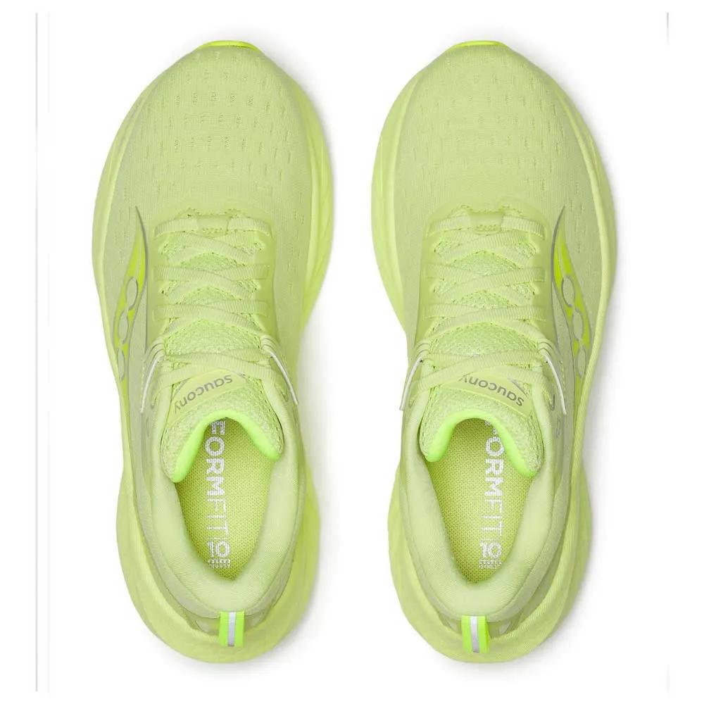 SAUCONY Triumph 22 Running Shoes