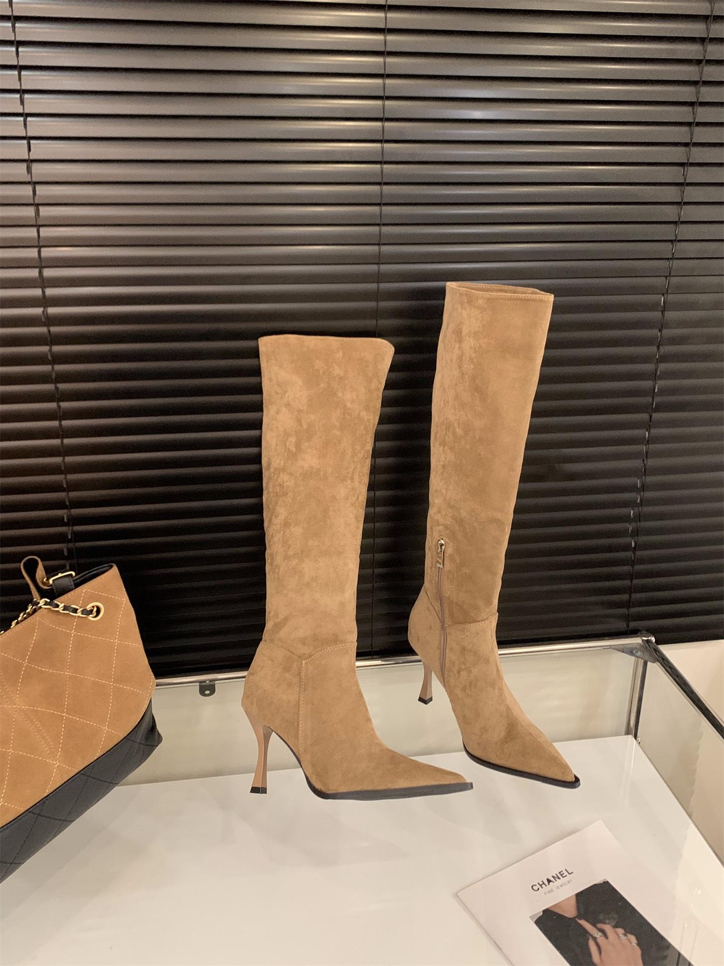 

Niche high-heeled boots pointed thin boots medium boots women s boots 2025 autumn and winter khaki stacking boots boots boots 39