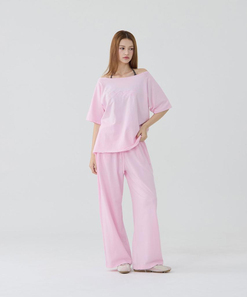 Une Light Cotton Logo Off-Shoulder T-Shirt_Baby Pink