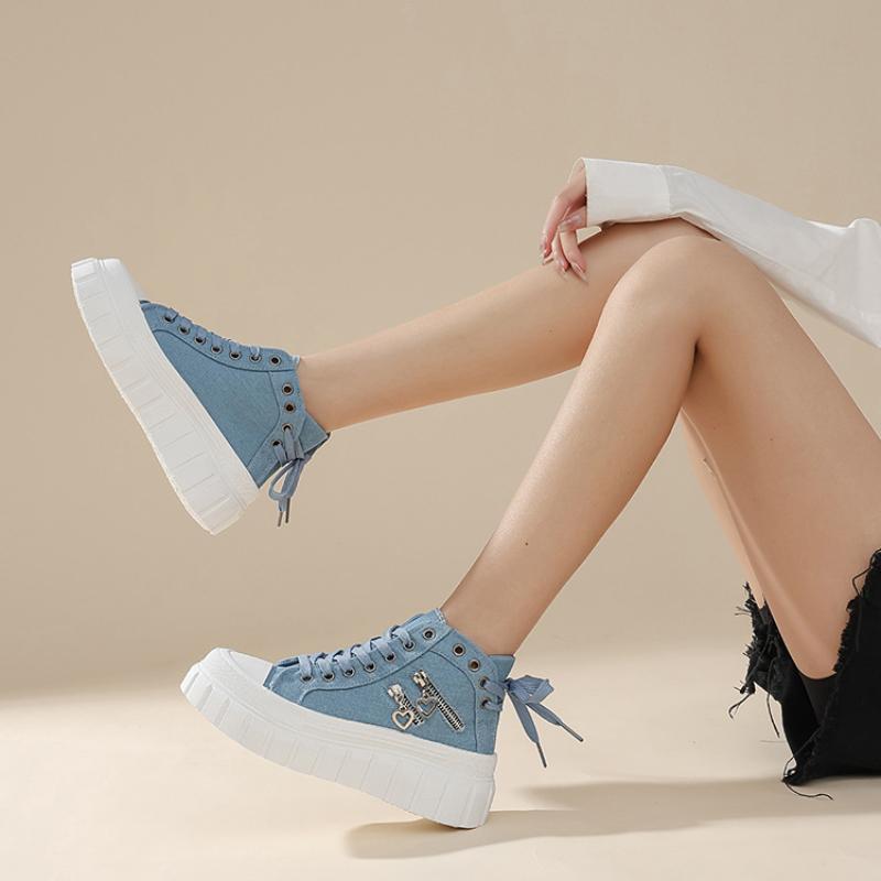 Chaussures en Toile Tendance 2024 Nouvelles Semelle Épaisse Augmentant la Hauteur Fermeture Éclair Métallique Décoration Cœur Chaussures Décontractées de Sport pour Femmes Baskets