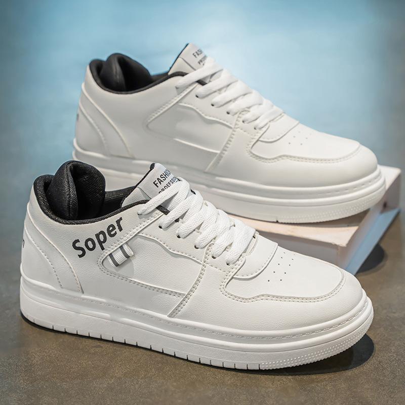 Frühlings Herrenschuhe neue atmungsaktive kleine weiße Schuhe Herren koreanische Version trendige vielseitige Plateau-Sportschuhe lässige Board-Schuhe trendige Schuhe