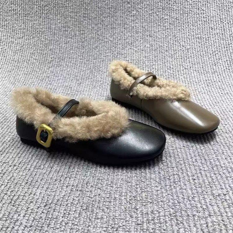 Fleece to keep warm with one pedal, wear small leather shoes outside, women's 2025 winter Doudou shoes, fleece thickened soft-soled fluffy shoes