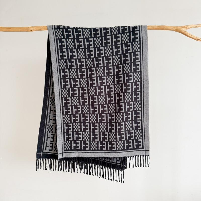 

Autumn and winter letter scarf double-sided classic fashion imitation cashmere shawl versatile scarf light luxury new 180x65cm чёрный