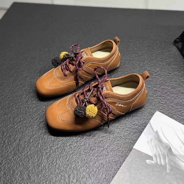 Inner height-increasing soft-soled German training shoes for women's 2025 autumn new versatile leisure sports lightweight lace-up leather Forrest 