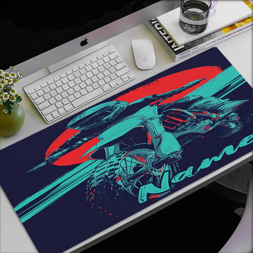 Tappetino Mouse Personalizzato Tema Moto da Fuoristrada, Base in Gomma Antiscivolo, Multifunzionale per Ufficio e Casa, Perfetto per Personalizzare lo Spazio di Lavoro.