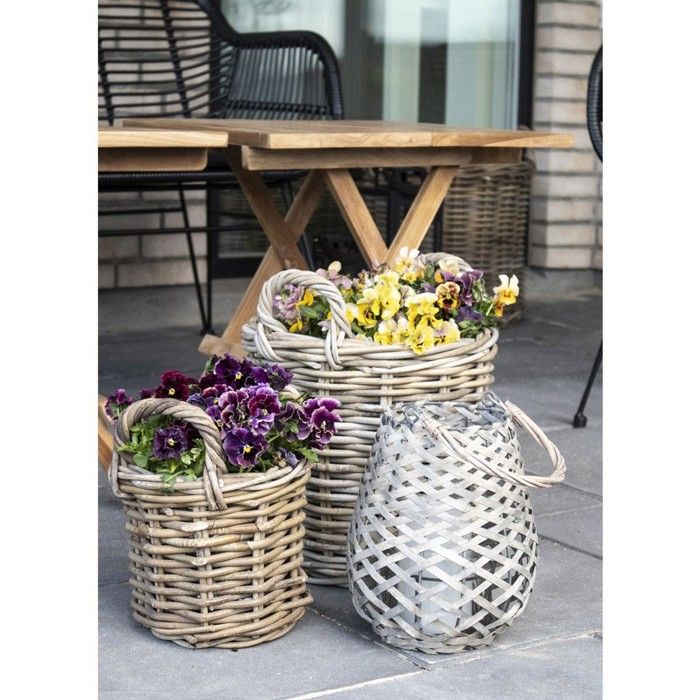 4 Round Rattan Baskets with Handles and Plastic-coated Interior