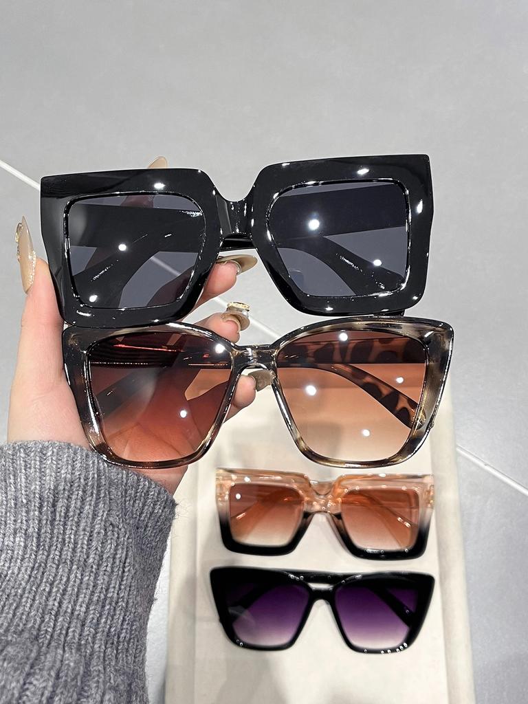 4Pcs European And American Fashion Mixed-Frame Glasses With Pc Lenses Trendy And Stylish Glasses Are A Gift For Family Members