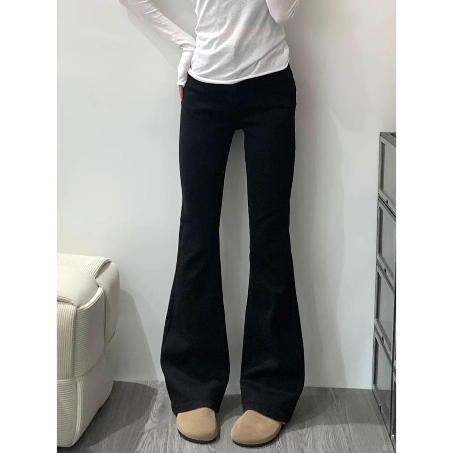 

Women s Black High-Waisted Micro-Flare Stretch Jeans - 2026 Spring/Summer Collection for Pear Shapes L