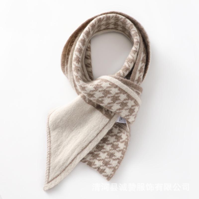 Houndstooth Black & White Cashmere Neck Warmer for Women - 100% Thickened Knit Scarf