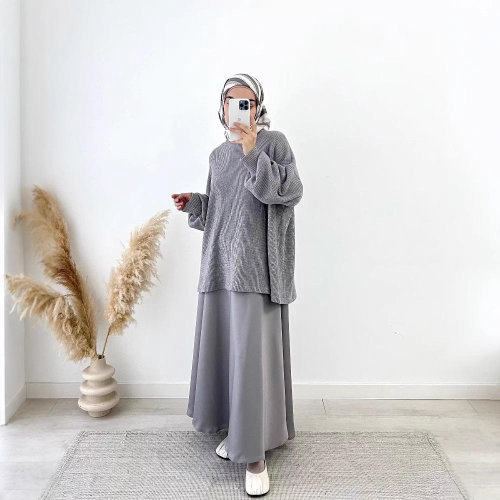 2025 Middle Eastern Muslim Women's Grey Knit Pullover & Swing Midi Skirt Set