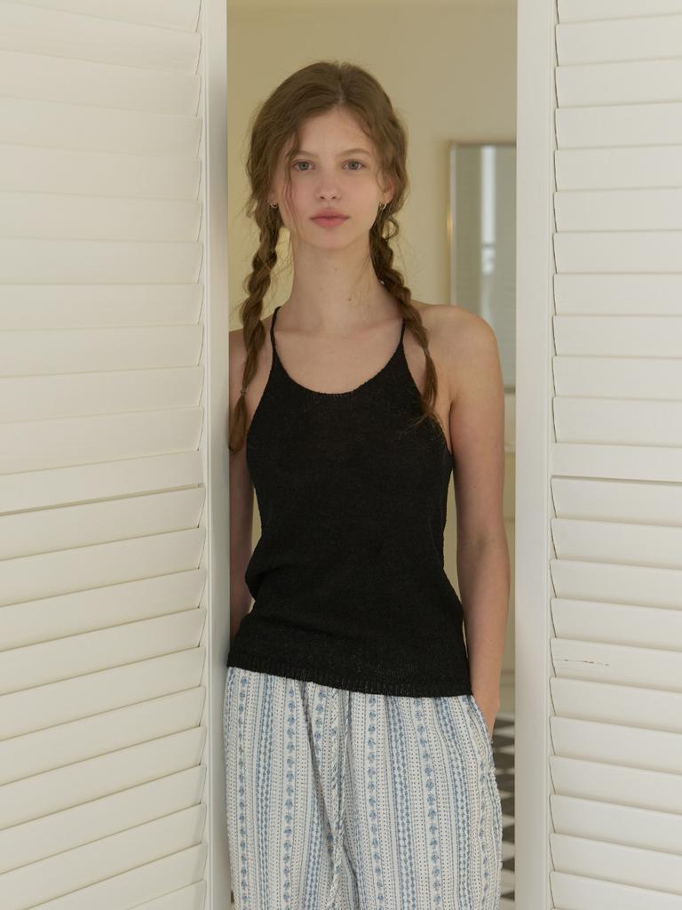 Liel Halter Neck Knit Sleeveless (Black)