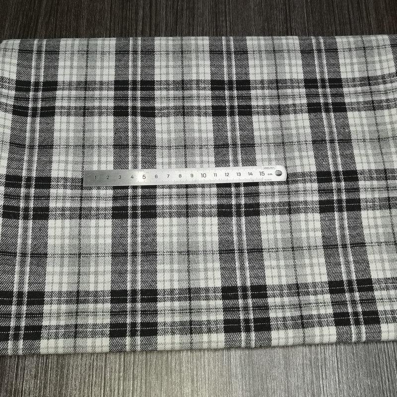 Spot Color-Woven Plaid Jacquard Fabric for Children's Autumn/Winter Brushed Polyester-Cotton Shirts