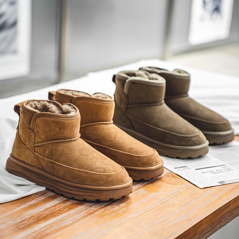 

Northeast snow boots men s leather short boots 2024 winter velvet thickened one-pedal large cotton shoes warm bread shoes 38