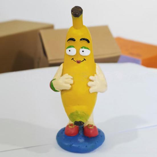 Mini Banana Figurine Ornament, Funny Banana Man Desktop Decoration with Happy And Angry Expressions, Resin Cute Collectible for Home Office Gift