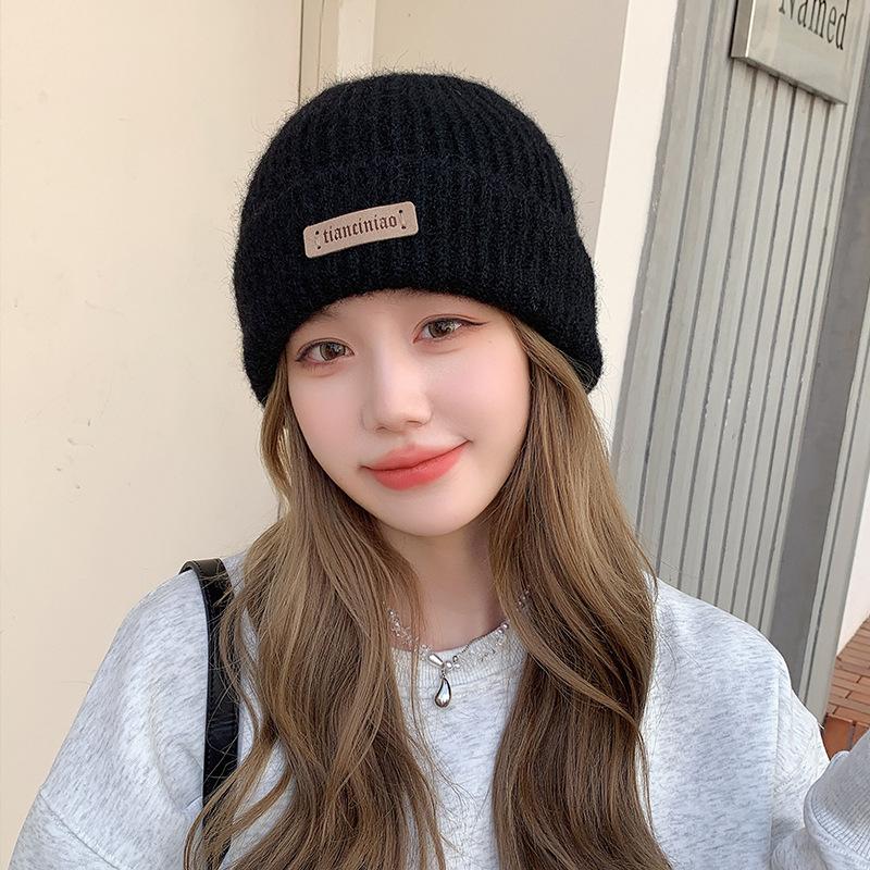 

Женская шерстяная шапка Зимняя Новая в японском стиле Теплая Защита ушей Холодная шапка Шапка бини Подчеркивающая лицо Маленькая Вязаная шапка Шапка-пуловер M（54-58cm）
