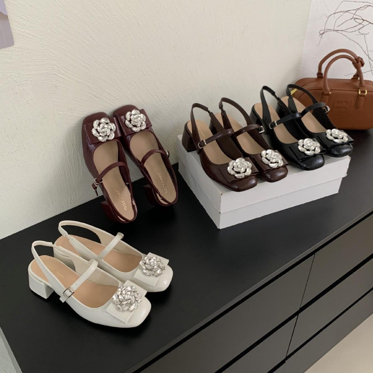 

2025 новые туфли-лодочки с круглым носком, стразами, толстым средним каблуком, в цветовой гамме, универсальные, в стиле OL, модные, для работы, женские туфли-лодочки 39 бордовый