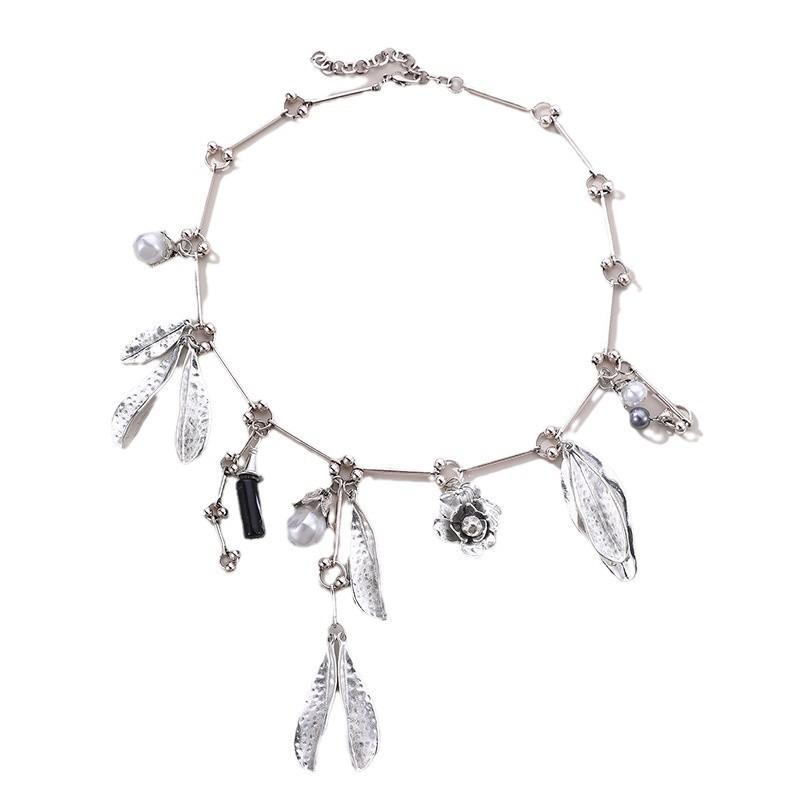 Punk Geometric Pendant Necklace For Women Winter Fashion With Alloy Material