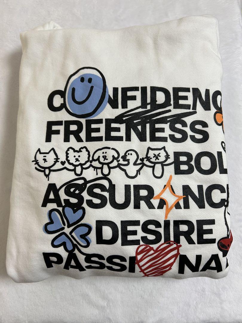 

[USED] Le Seraphim LE SSERAFIM Hoodie, Size L, with Trading Card