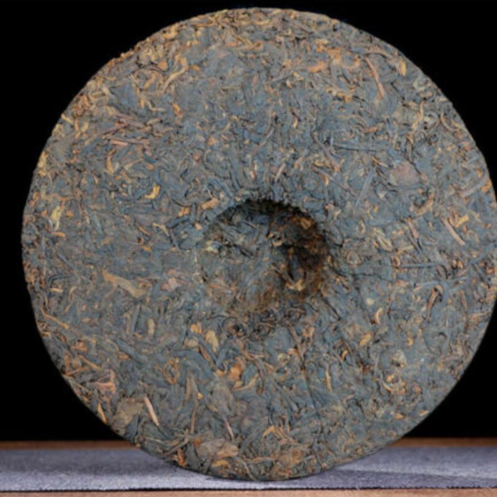 357g Ripe Pu-erh Tea Cake Menghai Bulang Mountain Aged Puer