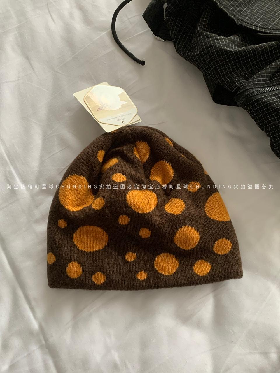 

ins blogger feeling retro fashionable cold hat polka dot knitted hat women s thermal headgear hat wool hat 54-58cm elastic