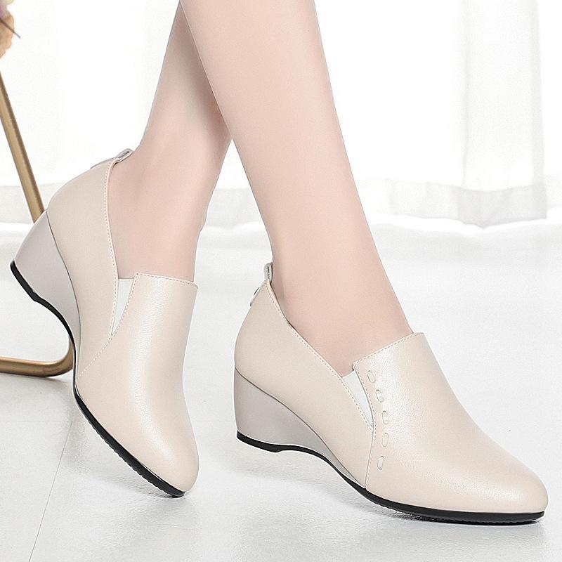 

Модная весенняя обувь для мамы на низком каблуке, кожаные туфли-лодочки из мягкой кожи, на мягкой подошве, удобные лоферы, элегантные для среднего и пожилого возраста 36