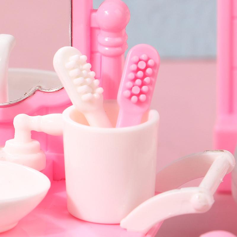4/7/10/11Pcs Miniature Dollhouse Furniture Accessoies Kid Toys Kitchen Bedroom Living Room Bathroom Cooking Things For Doll Game