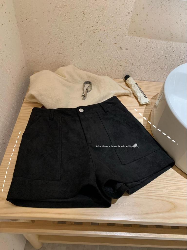 Women's 2025 Retro Suede Wide-Leg Shorts - Casual Winter Bootcut with Large Pockets