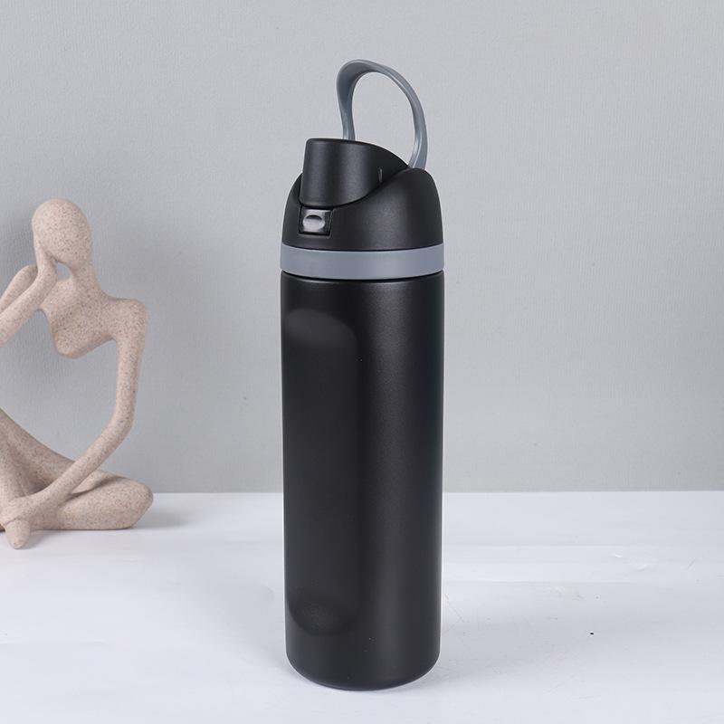 Isolierte Sportwasserflasche aus Edelstahl 304 mit Pop-Up-Deckel und tragbarem Griff