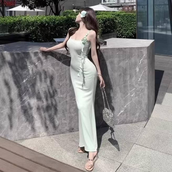 Royal Sister Unique Beautiful Waist Fishtail Hip Slim Dress Seaside Vacation Style Suspender Dress Summer
