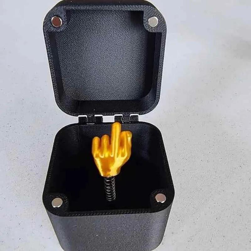 1/2pcs Out of The Box Pop-up Middle Finger Gift Box Desk Home Decor Gifts Middle Finger Novelty Christmas Funny Prank Gifts