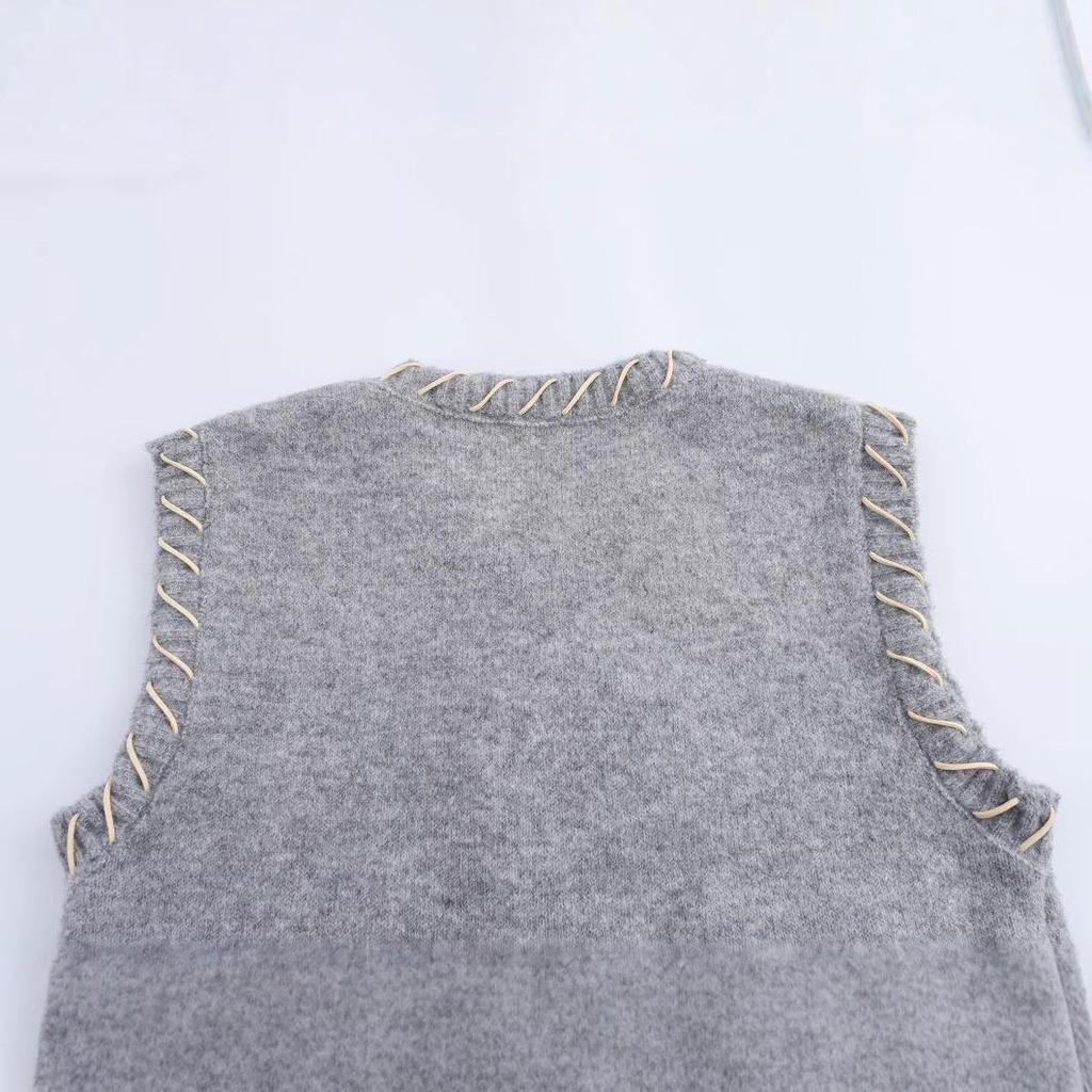 2025 Spring Women's European & American Lazy Hong Kong Style Pony Embroidered Knit Vest