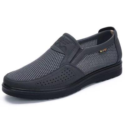 Sapatos de pano de verão Sapatos de malha masculinos Sapatos de malha respiráveis Sapatos confortáveis Solado macio Antiderrapante Sandálias grandes casuais