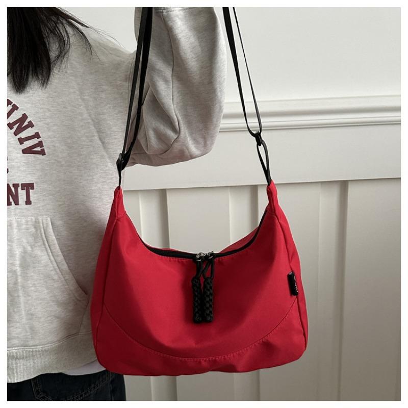 Fashion versatile underarm large-capacity nylon cloth bag women's new autumn commuting shoulder dumpling bag