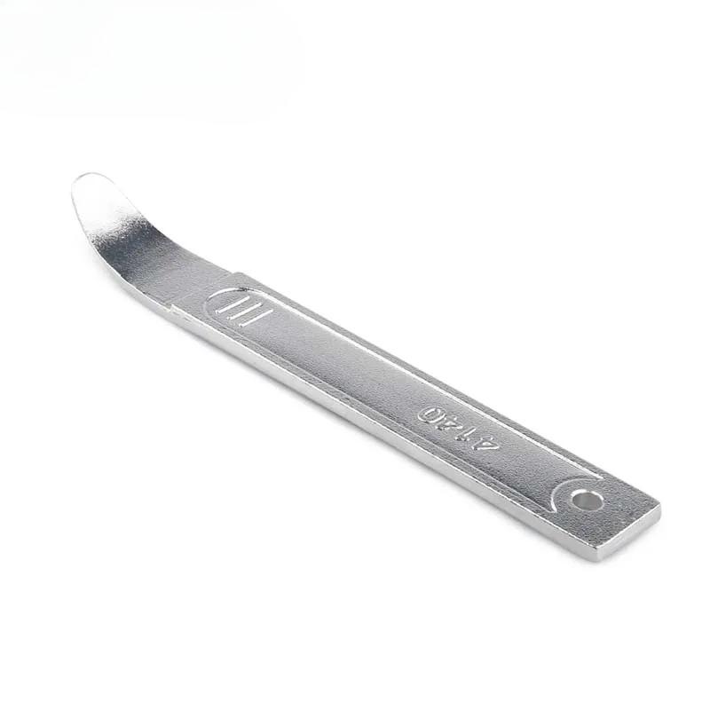 1PC Pry Tool Automotive Panel Removal Tool Lightweight Bent Tip Prevent Breakage 4140 Steel Prevent Slipping for Center Consoles