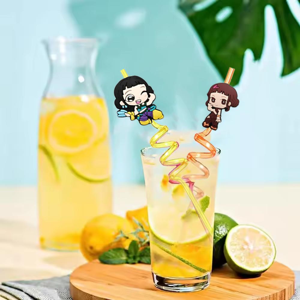 8 wiederverwendbare Spiral-Trinkhalme mit K-Pop-Dämonenjäger-Motiv, ideal als Partydekoration oder Geschenk für Kinder.