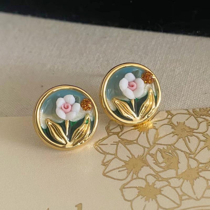 Elegant French Floral Round Earrings: High-End, Three-Dimensional, and Versatile Design.