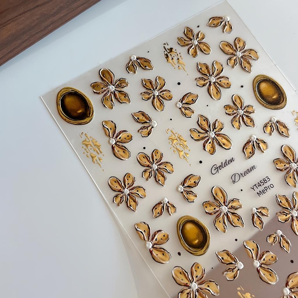 Vintage Caramel-Colored Amber Petal Nail Stickers for 3D Nail Art, Suitable for Home Or Nail Salons, DIY Nail Art Supplies for All Women And Girls.