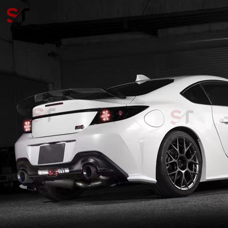 Toyota GR86/Subaru BRZ SARD-Style Carbon Fiber Rear Spoiler Wing